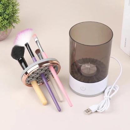 CleanBrushPro™ - Limpiador de brochas de maquillaje